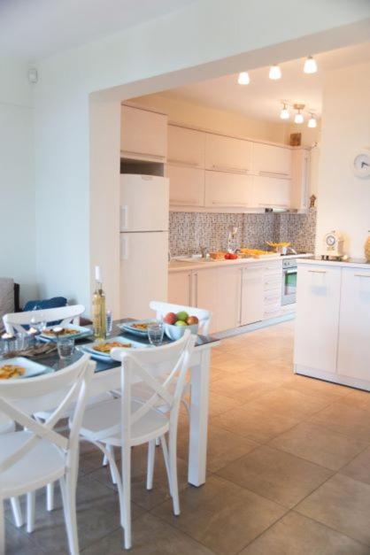Nikogroup By The Sea 3 Holiday home *