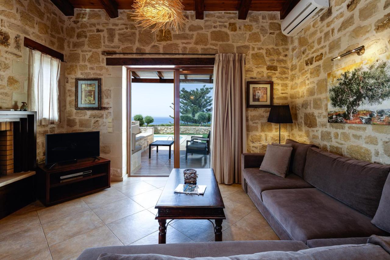 Villa - Private Pools & Seaview - 500m From *