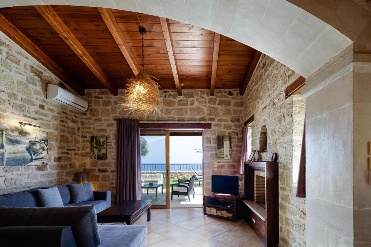 Villa - Private Pools & Seaview - 500m From