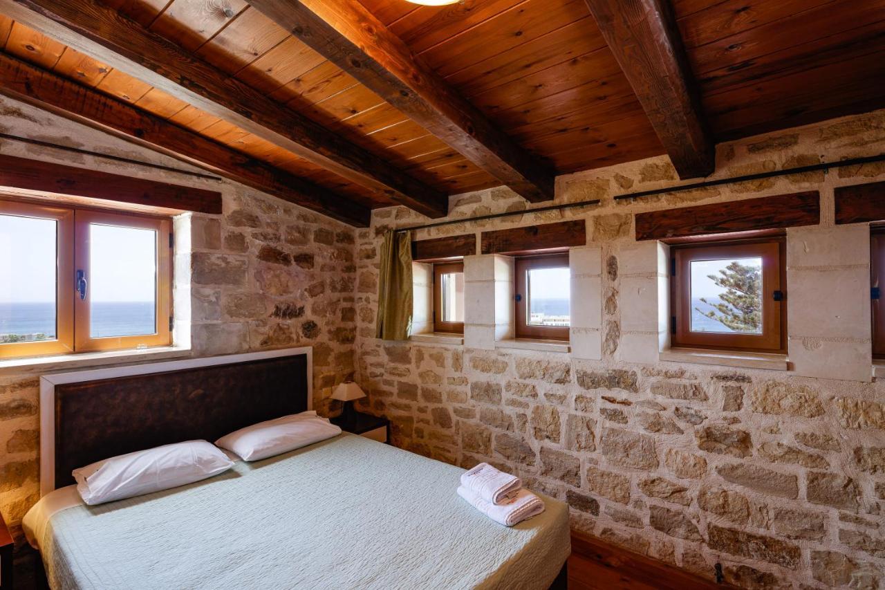 Villa - Private Pools & Seaview - 500m From Stavromenos