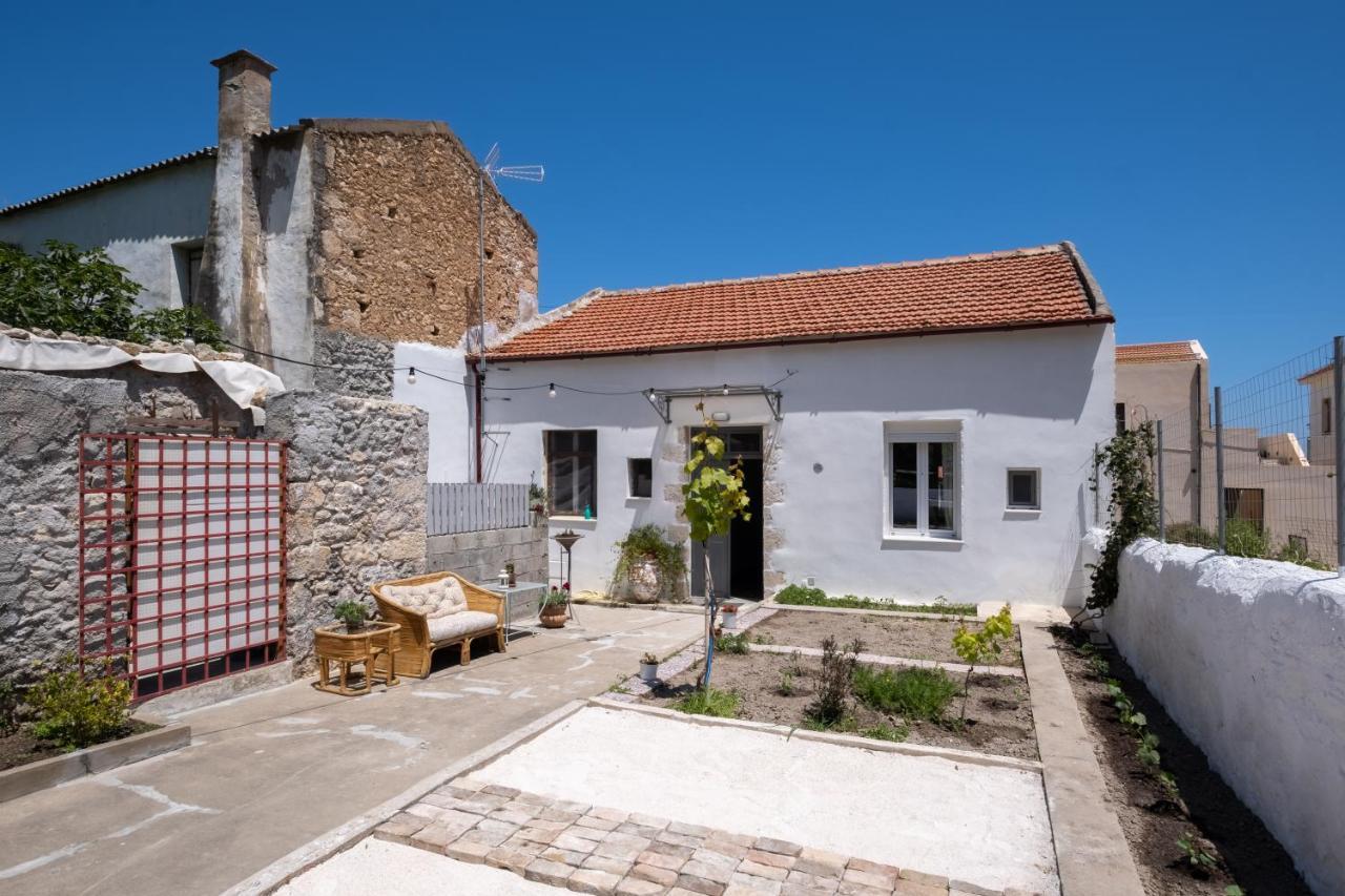 Jasmine By The Sea By 8essentially Holiday home Kalyves
