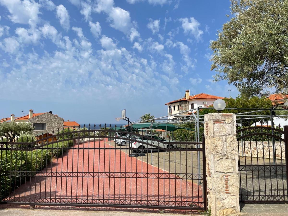Constance's House Seaside In Nikiti (Sithonia)