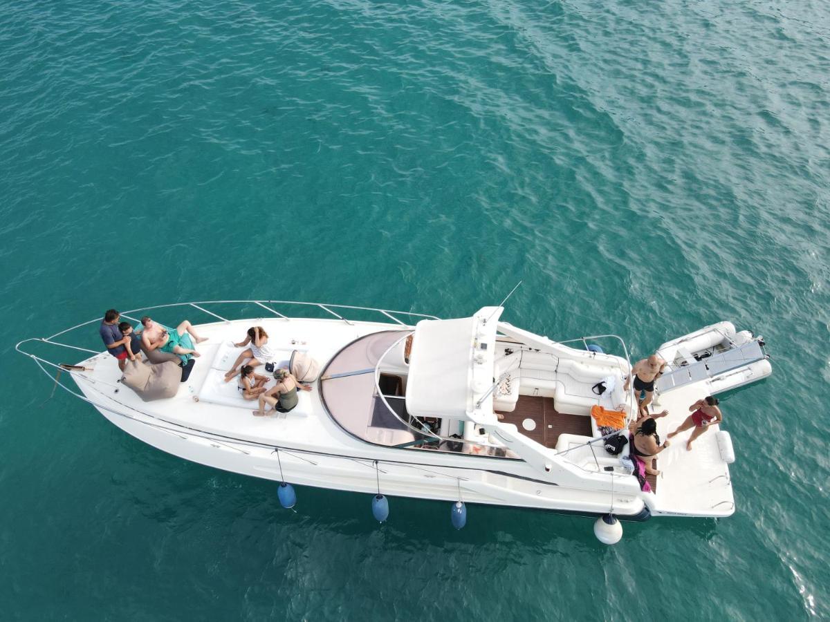 Botel White Eagle Cruises Sani Sani (Chalkidiki)