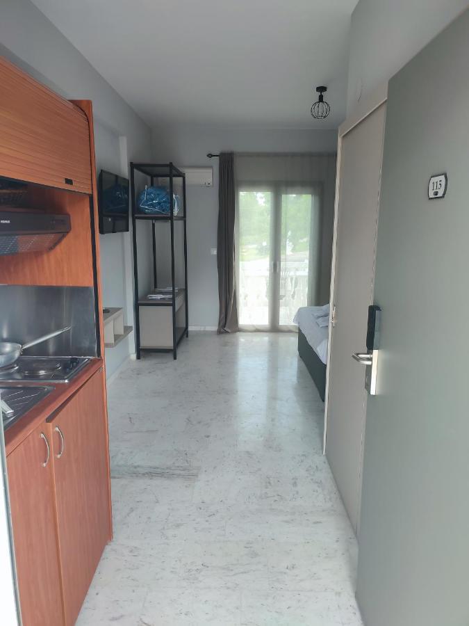 Paraktio Hotel Nea Kallikrateia