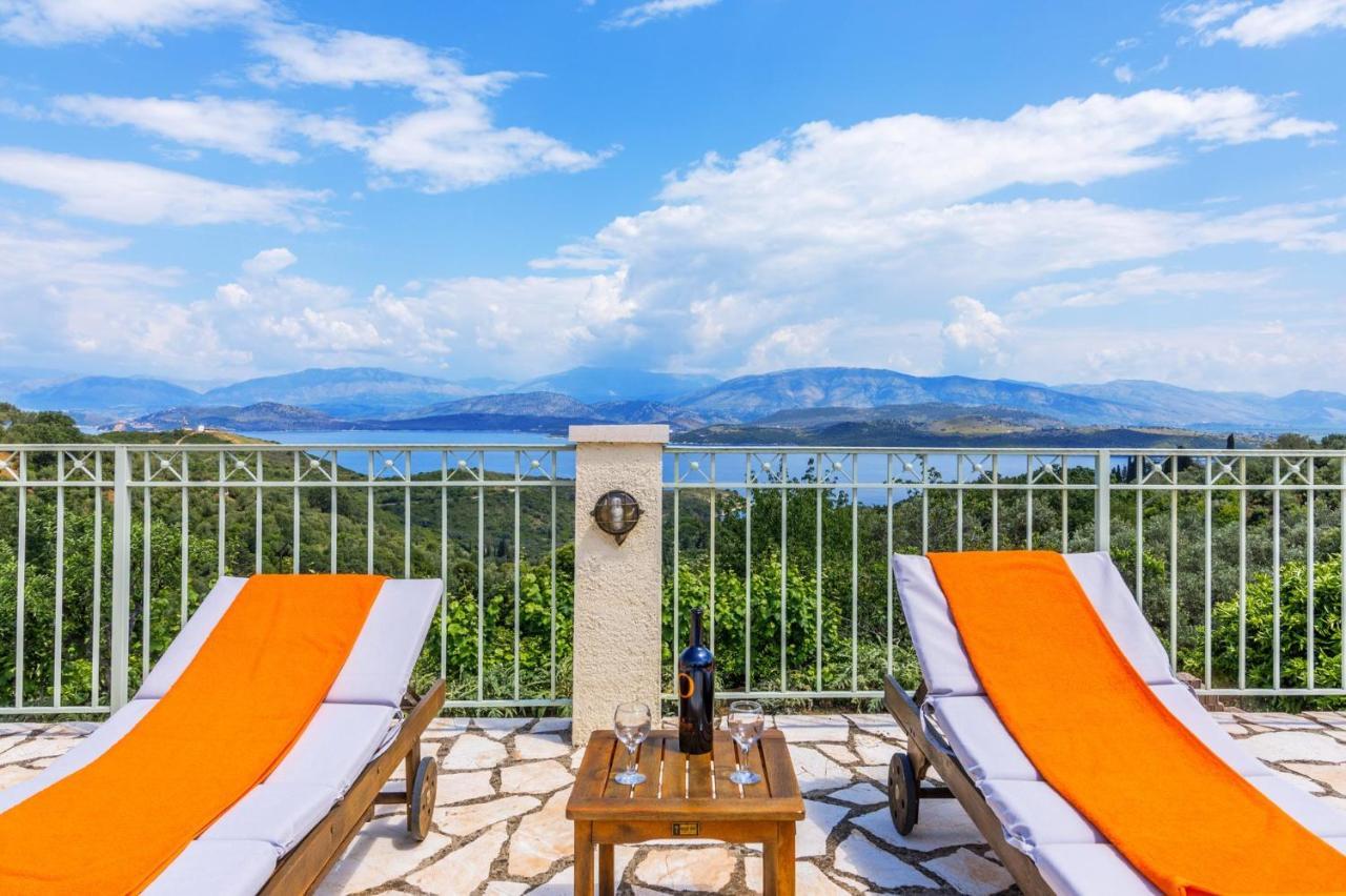 Villa Petrosa By
