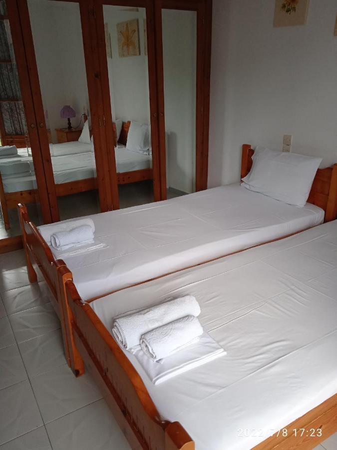 Syraina Apartment Skiathos Town