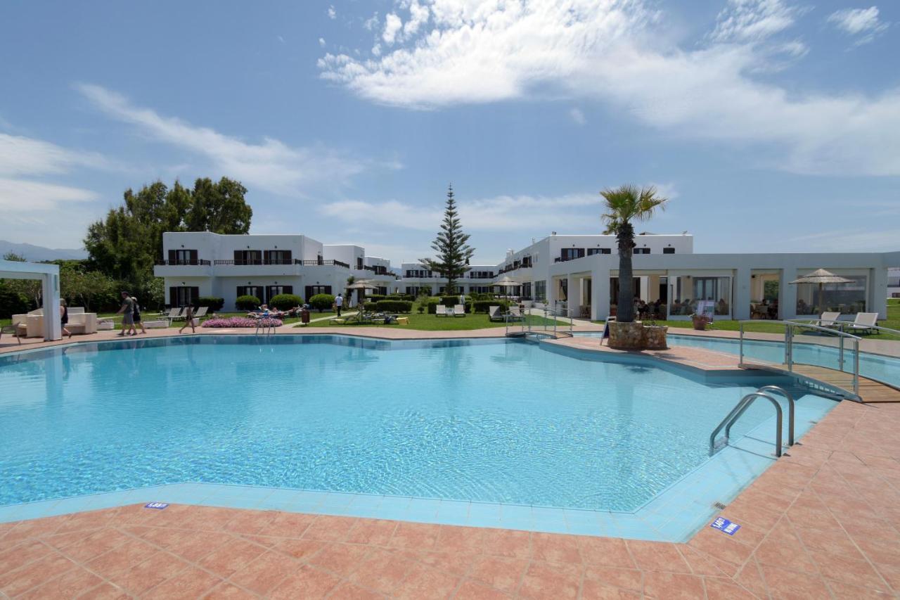 Hotel Geraniotis And 4*