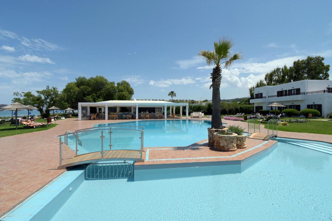 Geraniotis And Hotel Platanias (Crete)
