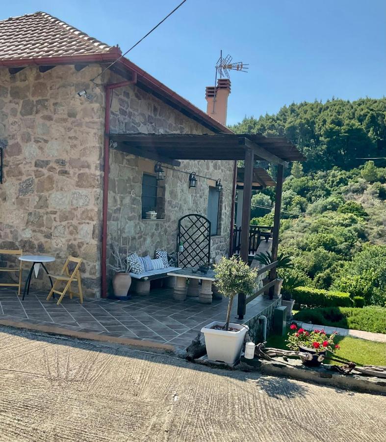 Stonehouse & Casa Al Sole E Al Mare Holiday home Nea Roda