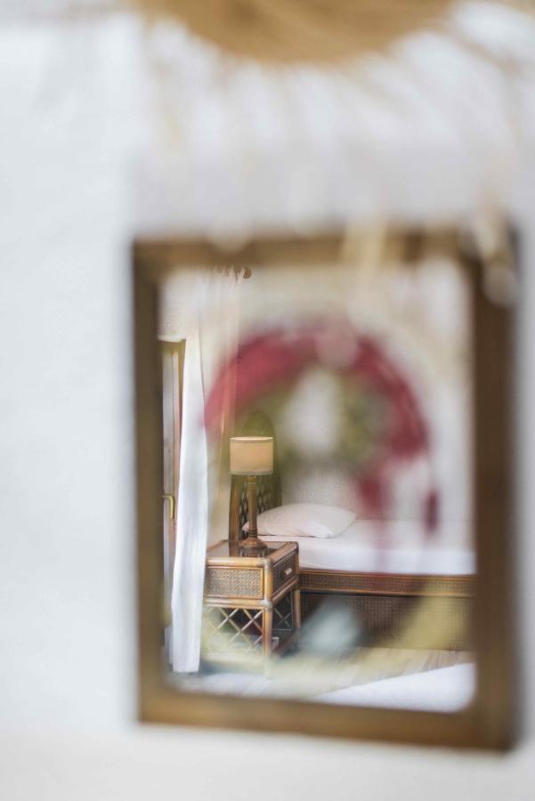 #luxlikehome - White Shell *