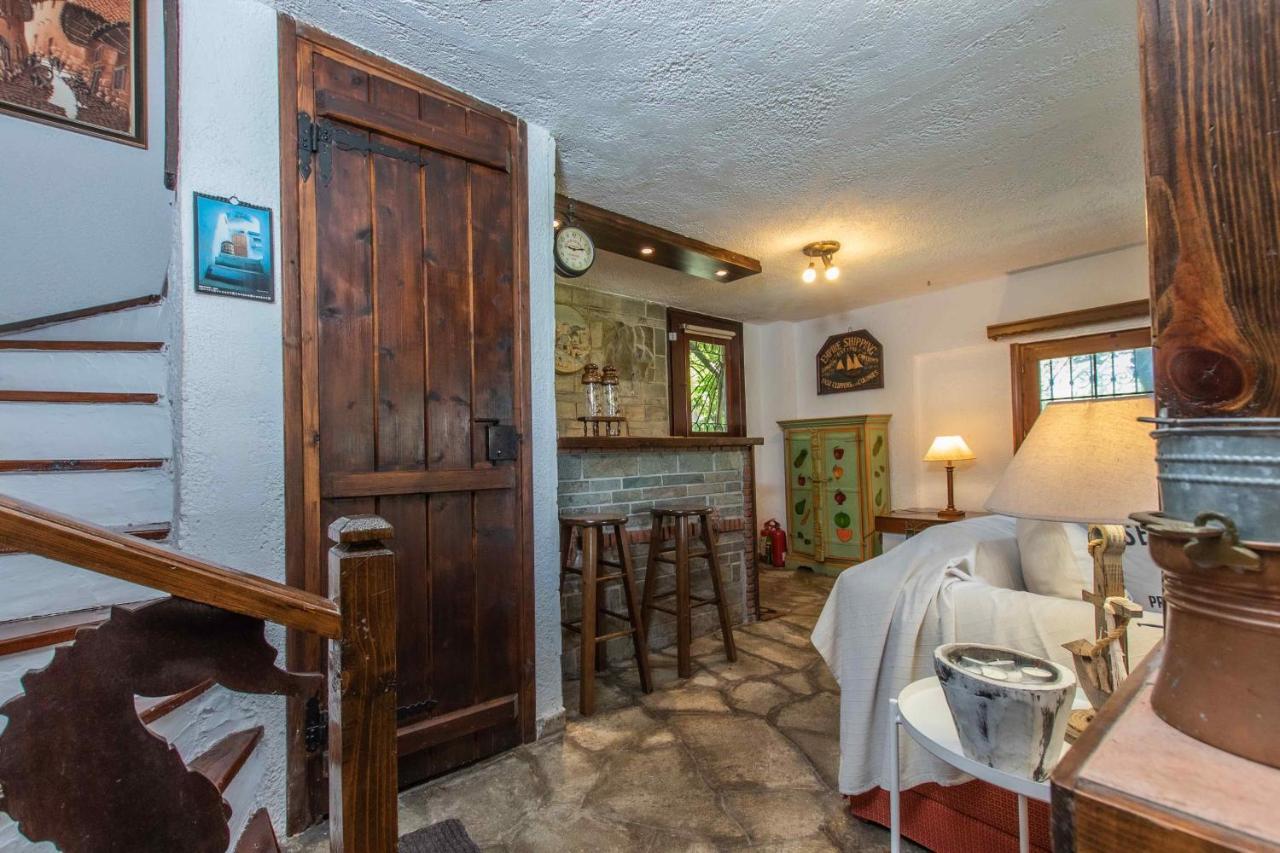 #luxlikehome - White Shell Holiday home Skala Fourkas