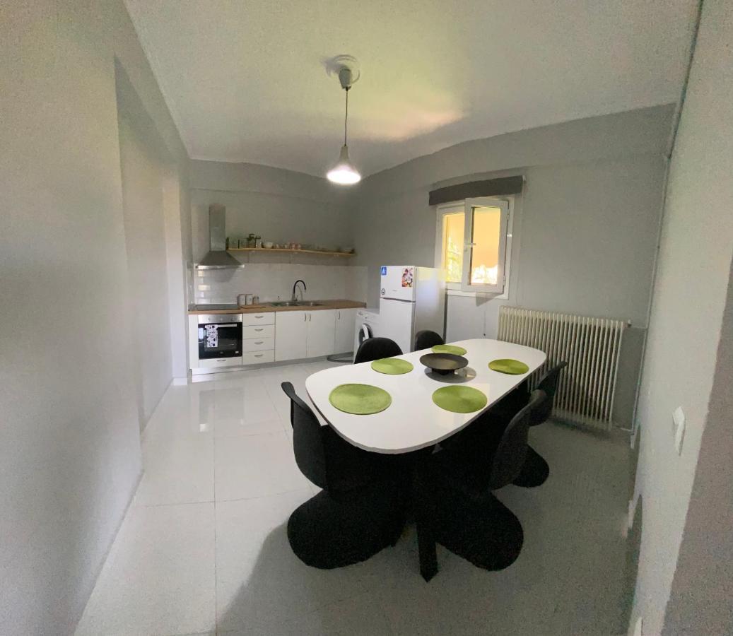 Apartment Loukia *