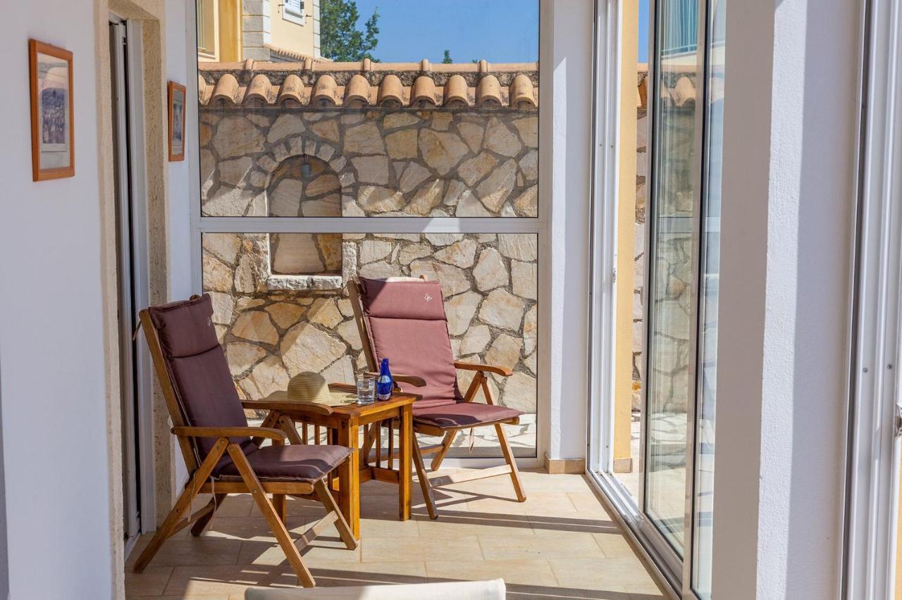Petrosa By Villa Agios Stefanos (Thinali)
