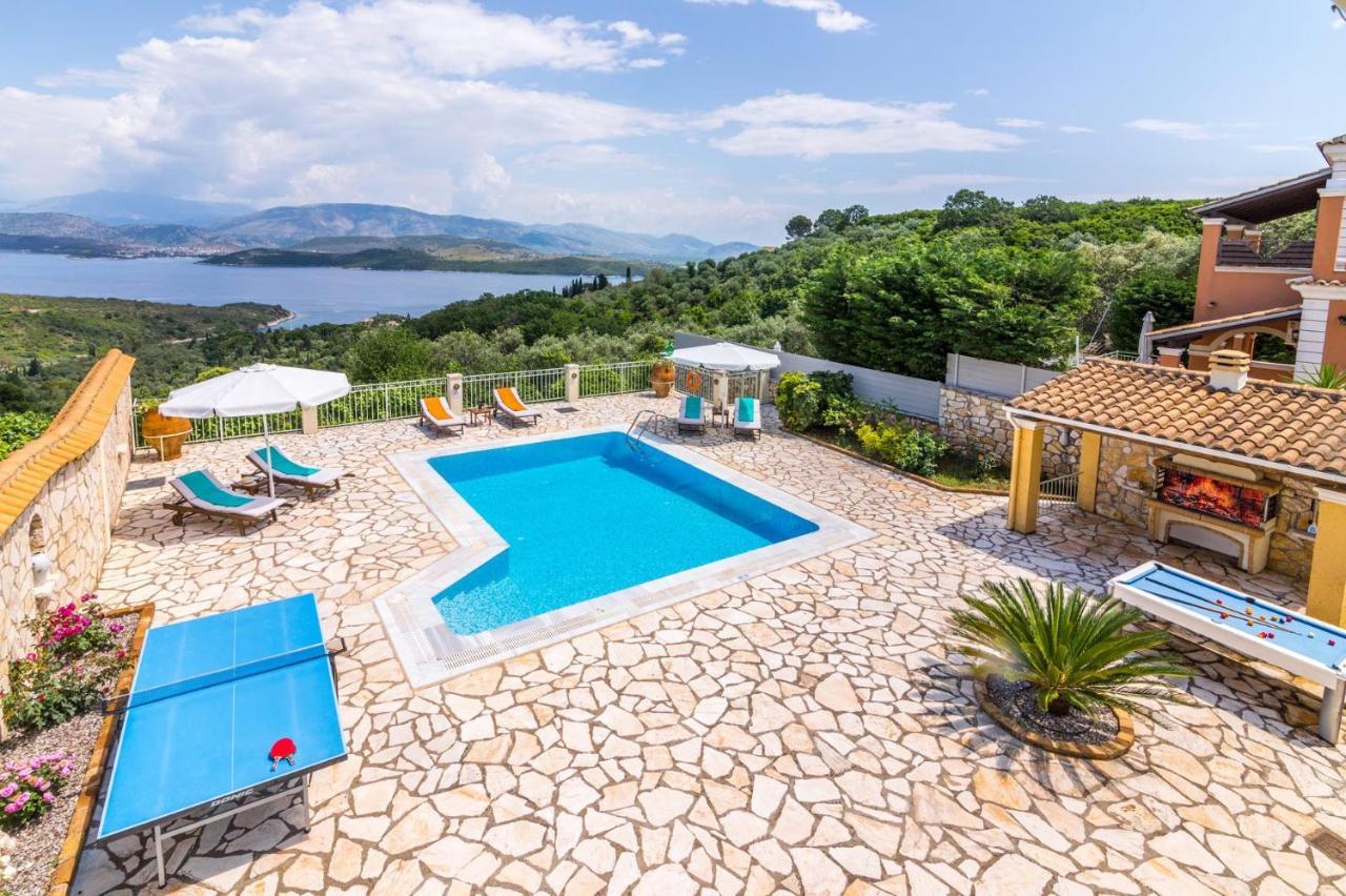 Villa Petrosa By *