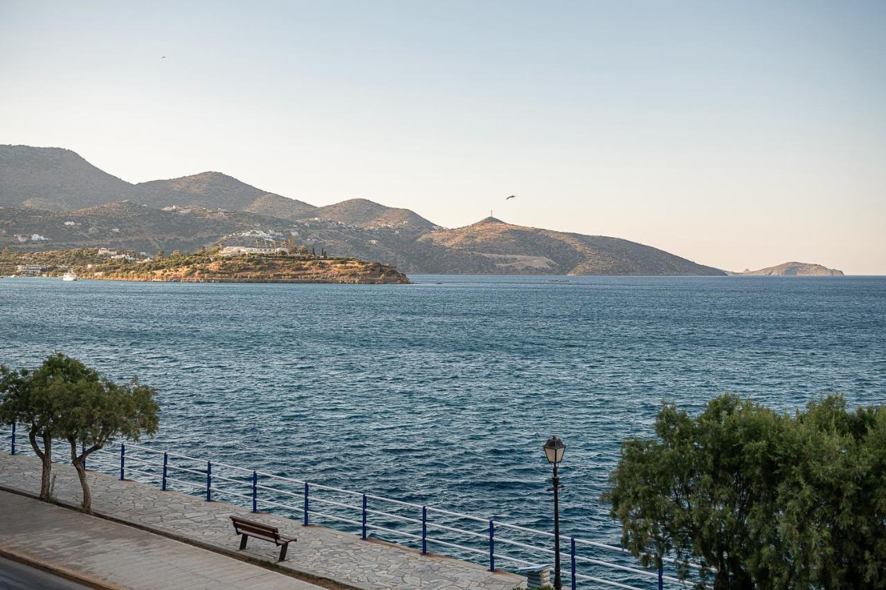 Brand New Luxury Seannamon Suites, Amazing Seaview Apartment *