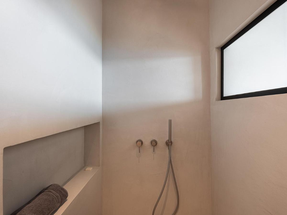 Brand New Luxury Seannamon Suites, Amazing Seaview *