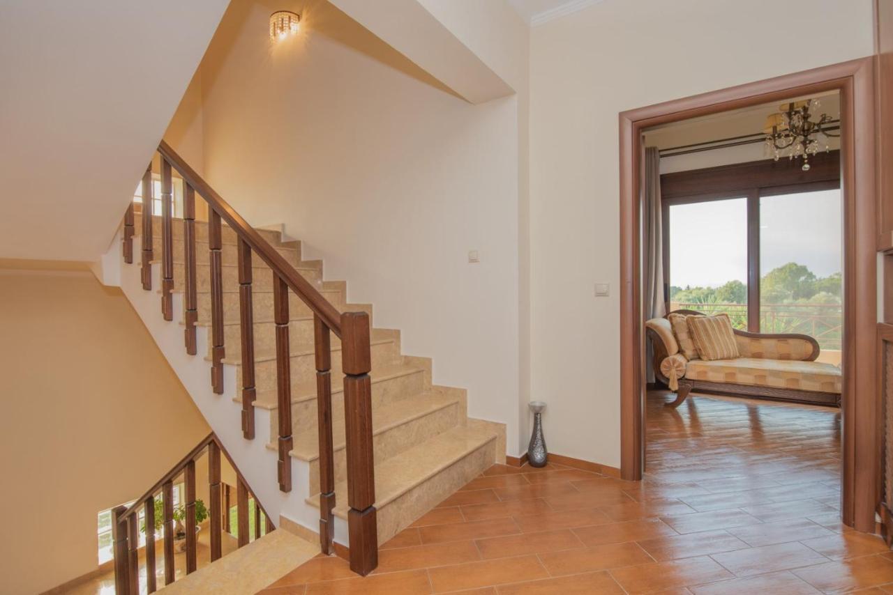 Villa Emma's Luxury Pastida