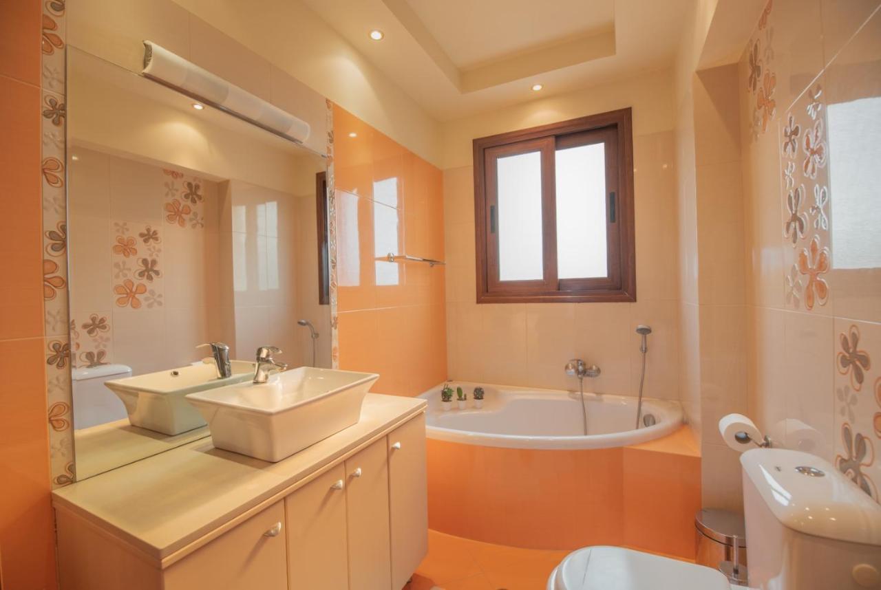 Emma's Luxury Villa Pastida