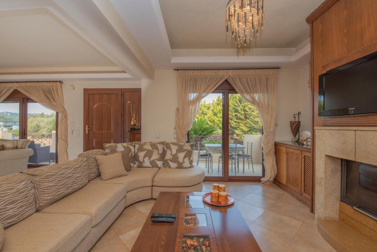 Emma's Luxury Villa *
