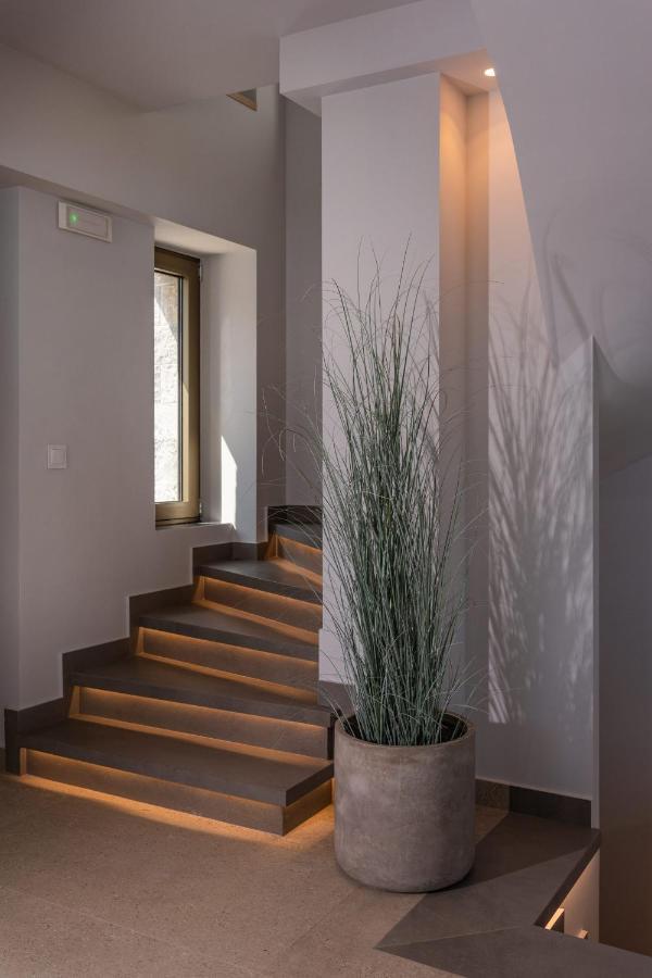 Onyx - With Private Heated Pool *