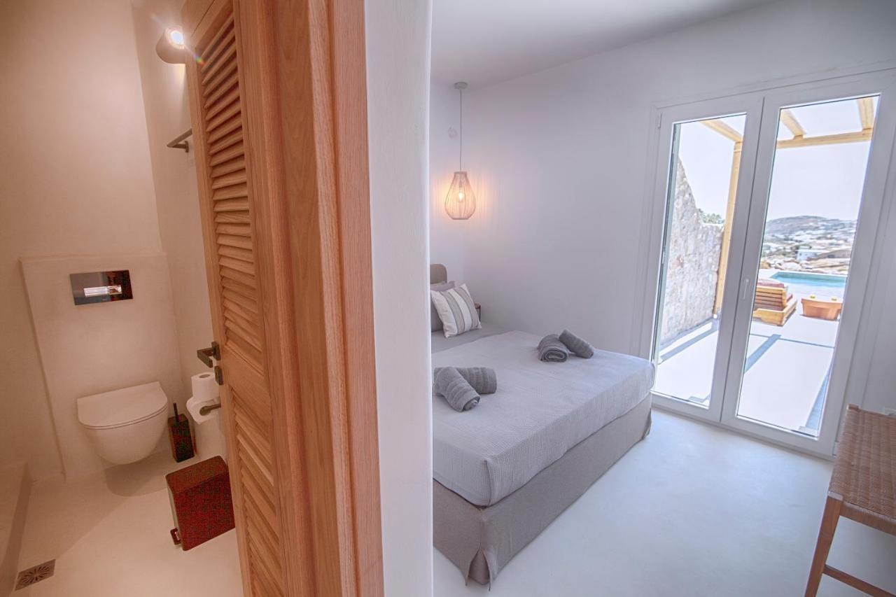 Piccolo With Private Pool And Sea View Kalafatis