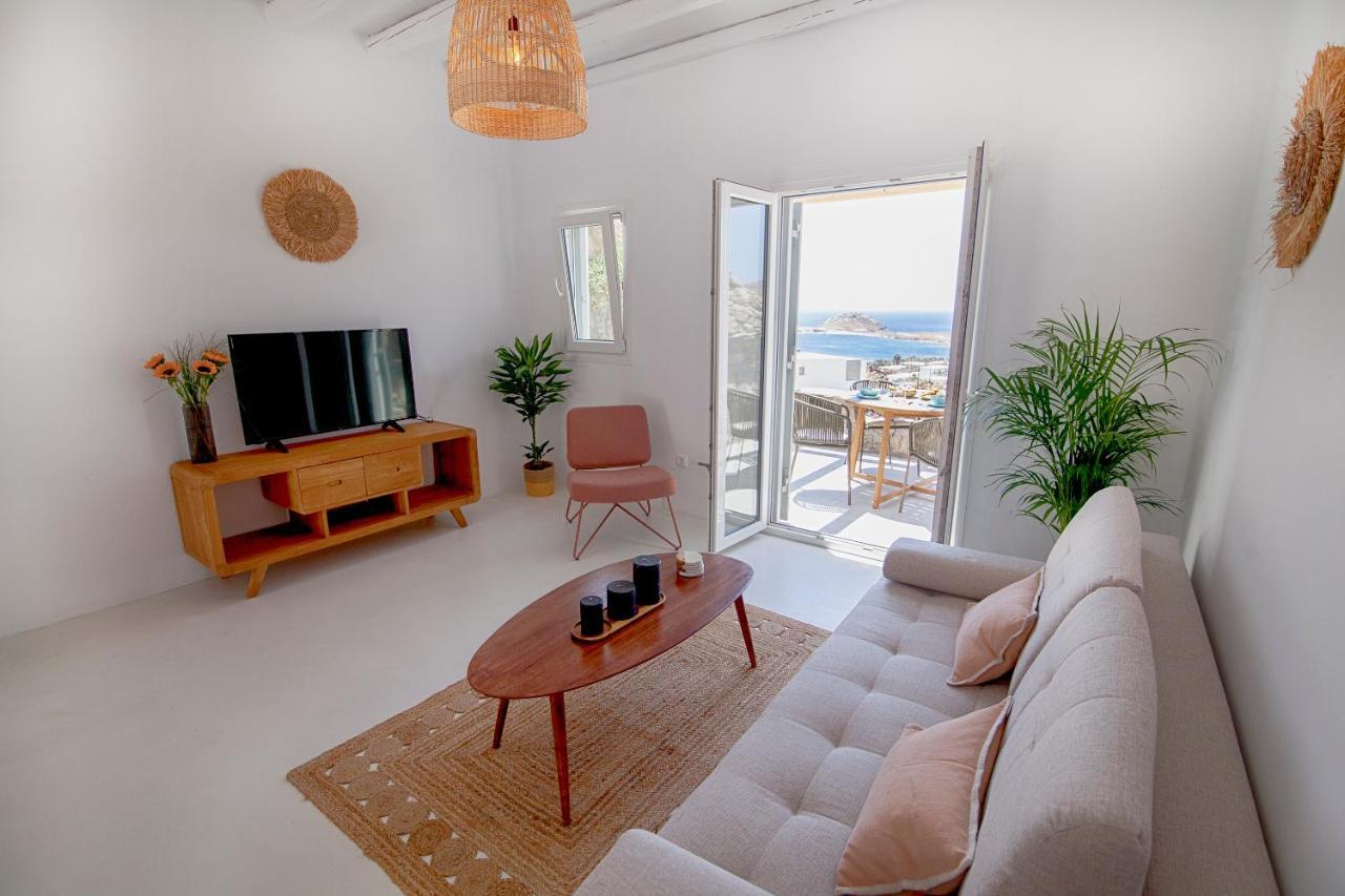 Piccolo With Private Pool And Sea View Villa *