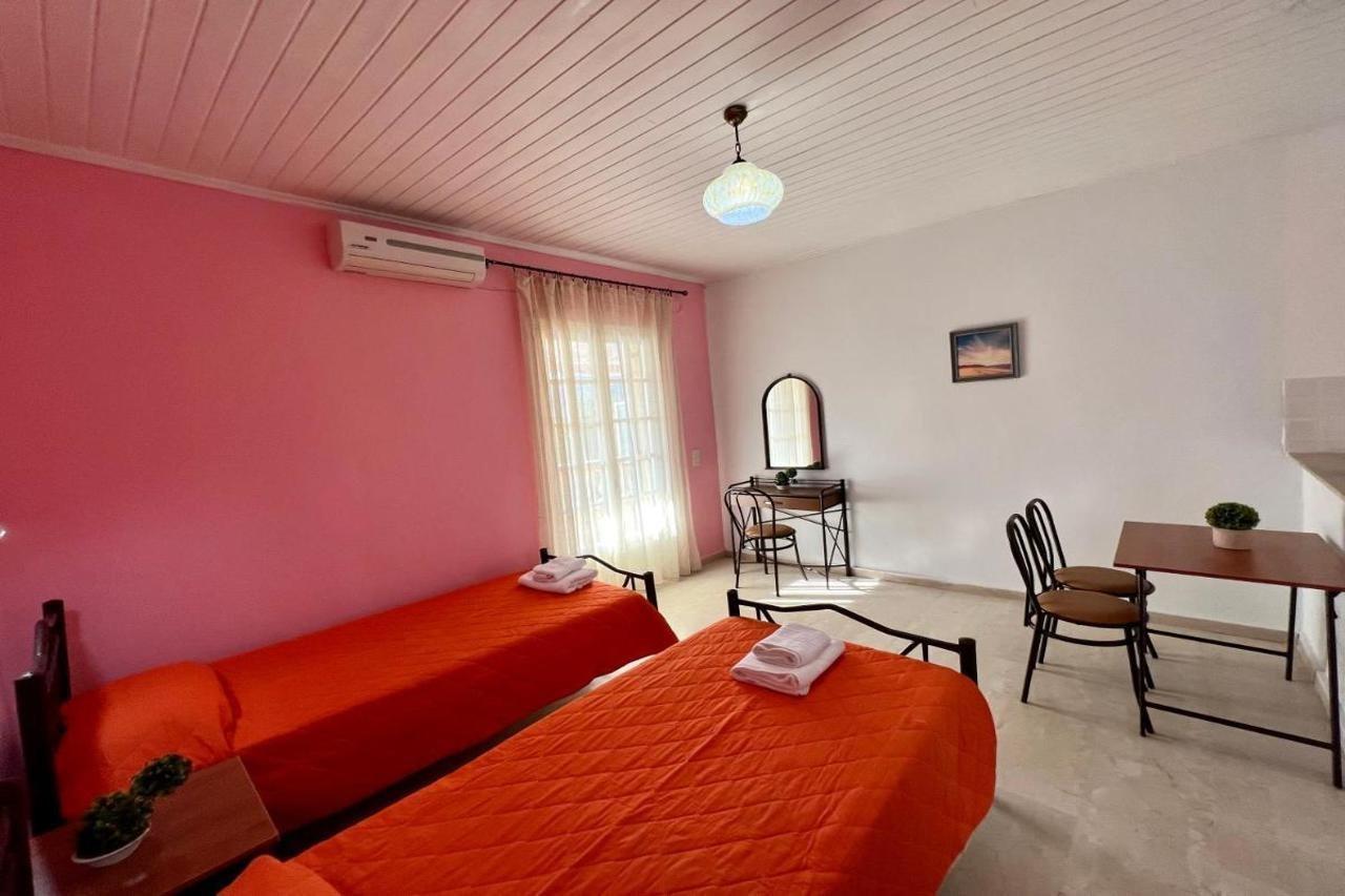 Elena Pool Aparthotel Agios Georgios (Corfu)