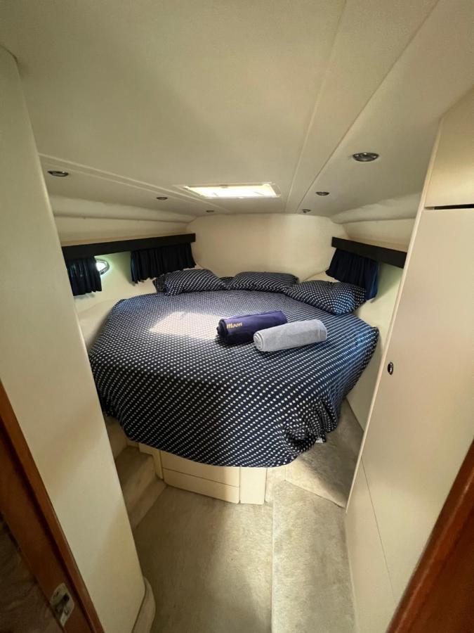 Botel White Eagle Cruises Sani *