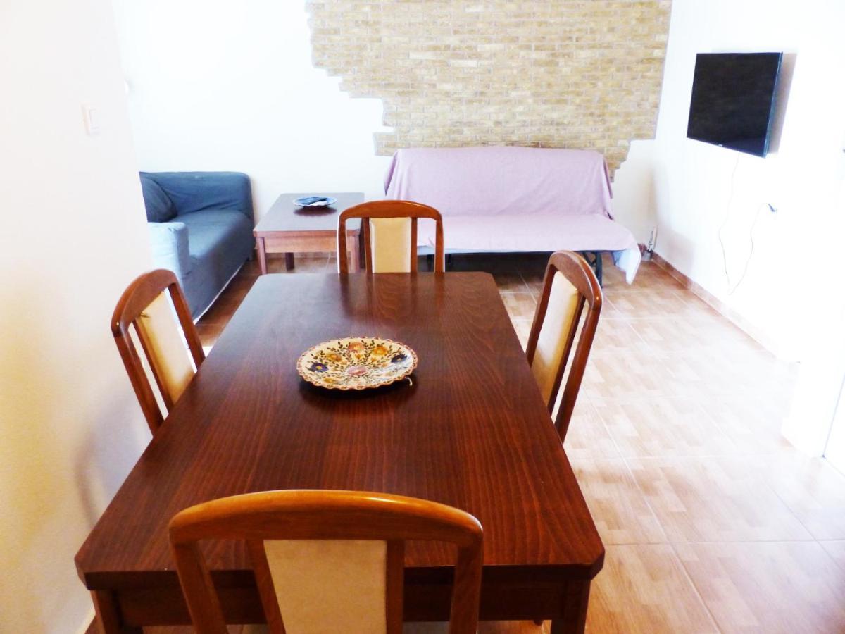 Makis Nest Aparthotel Vourvourou