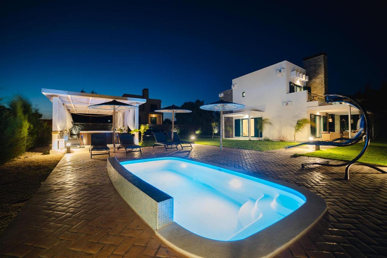 Heliophos Amalthia Villa