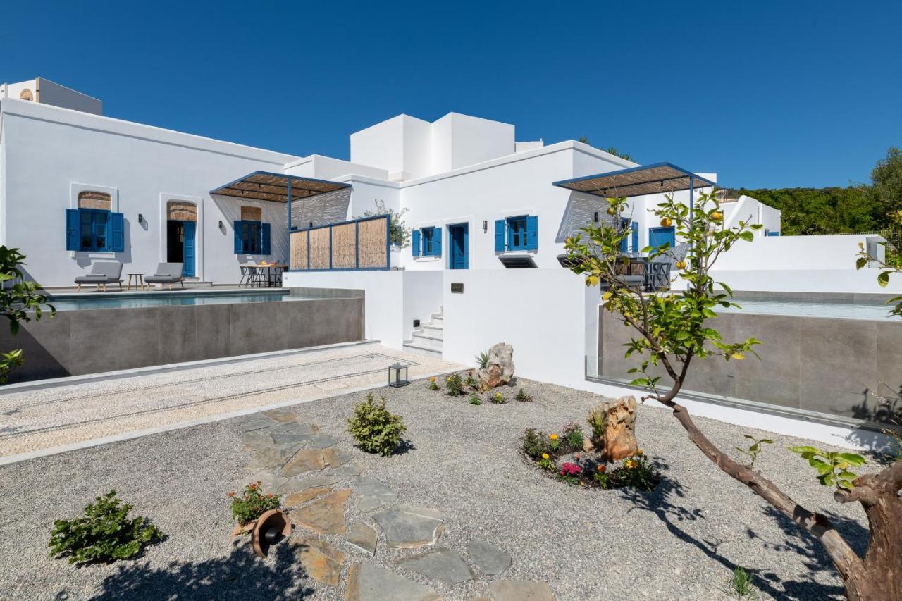 Square Luxury Villa