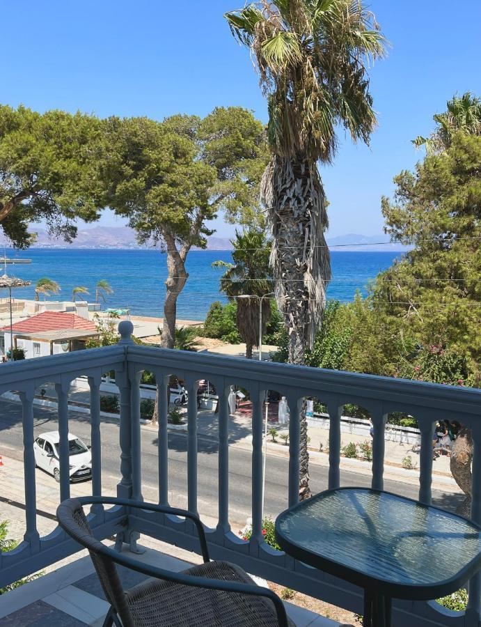 Theodorou Aparthotel 3*