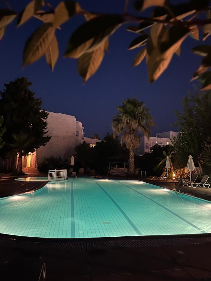 Aparthotel Theodorou