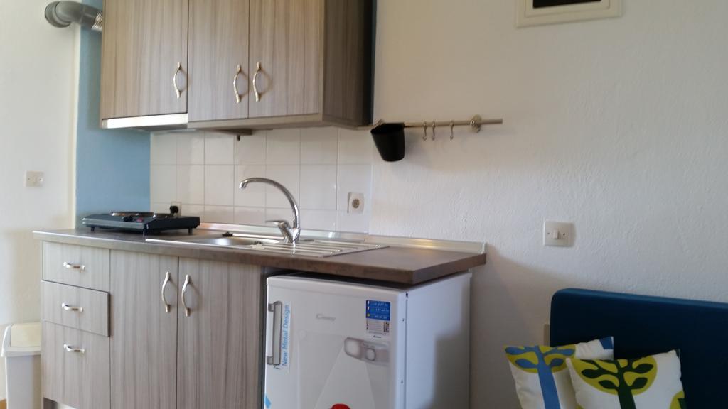 Apartment Amparoudes