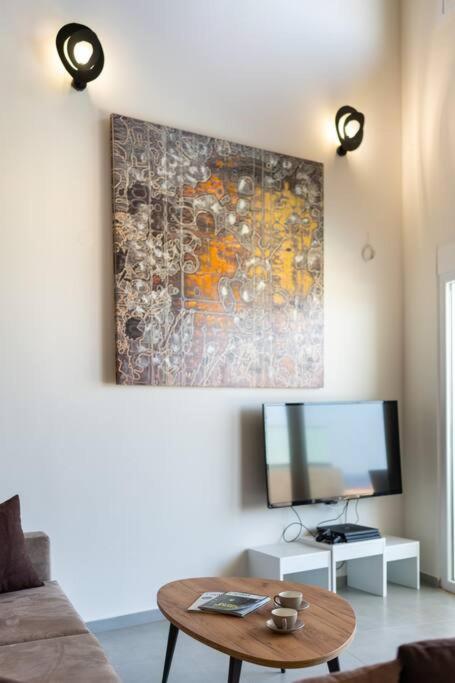Holiday home Sofia Suite, A Seafront Hideaway !