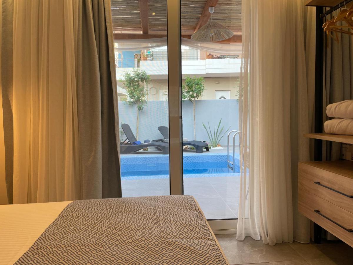 Voula 3* Hersonissos (Crete)