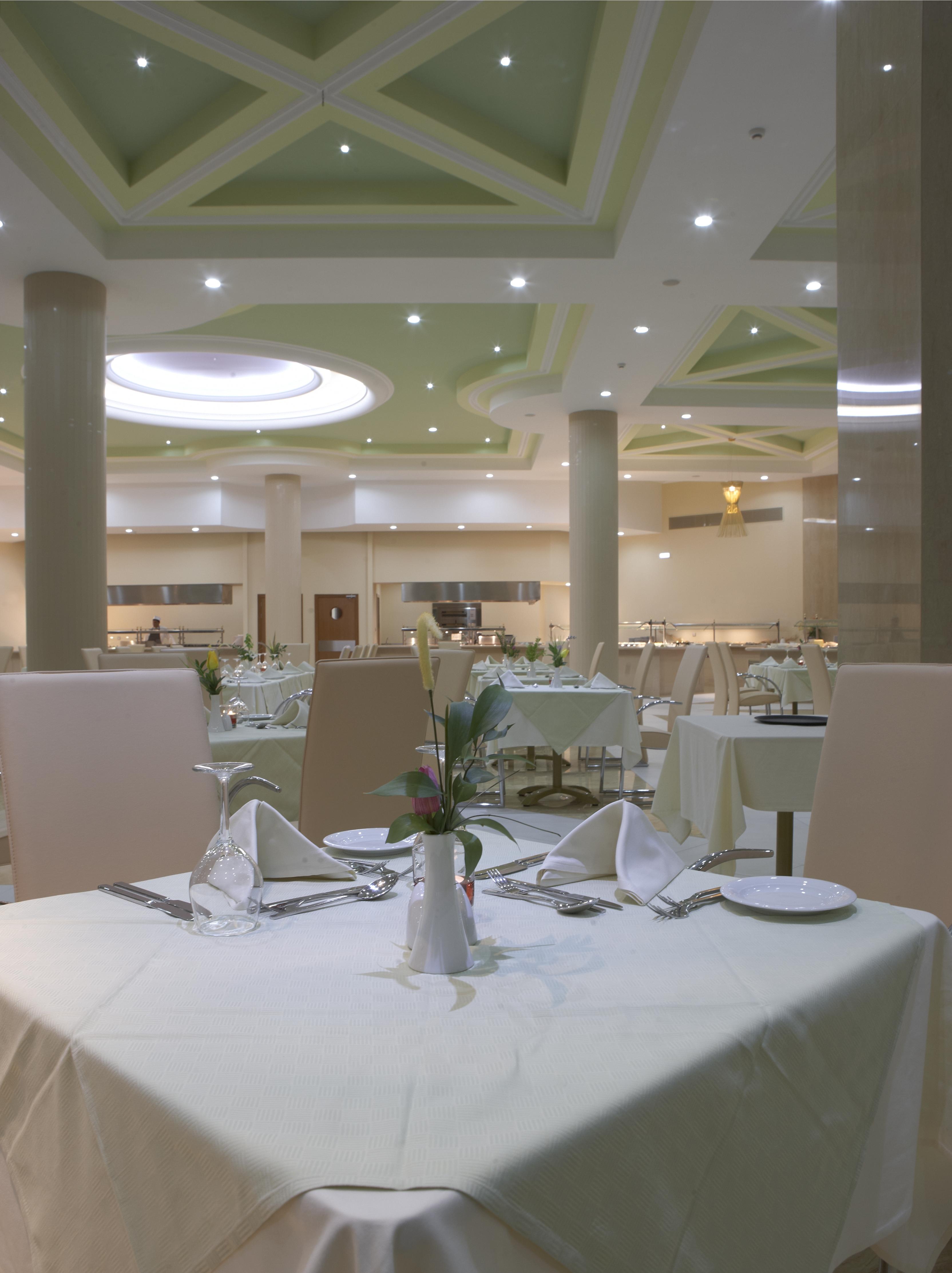 Atrium Platinum & Hotel 5*