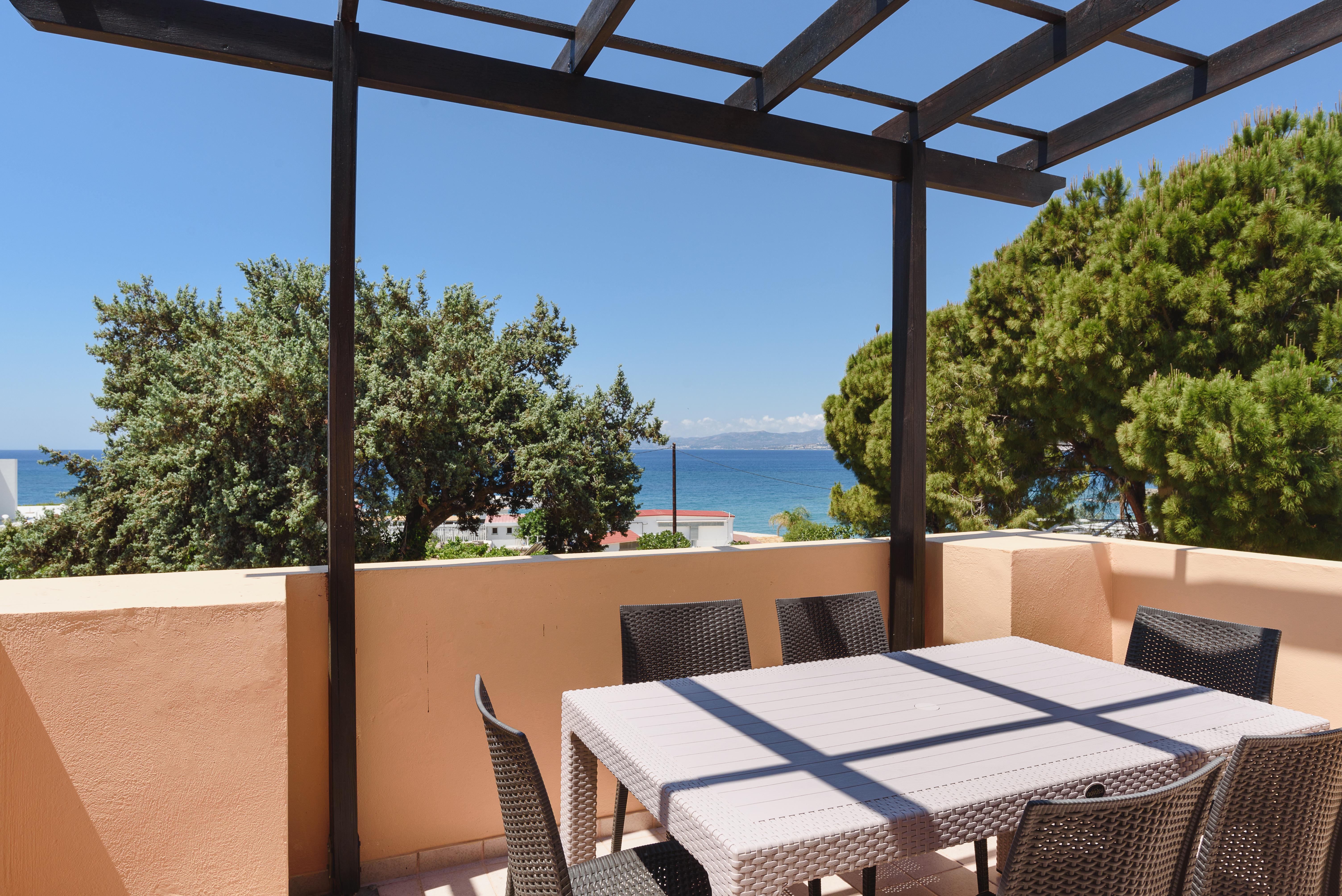 Matina Pefkos Pefki (Rhodes)