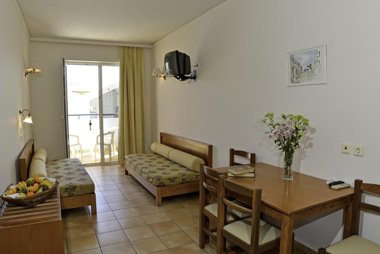 Lefkoniko Complex-beach And Bay Rethymno (Crete)