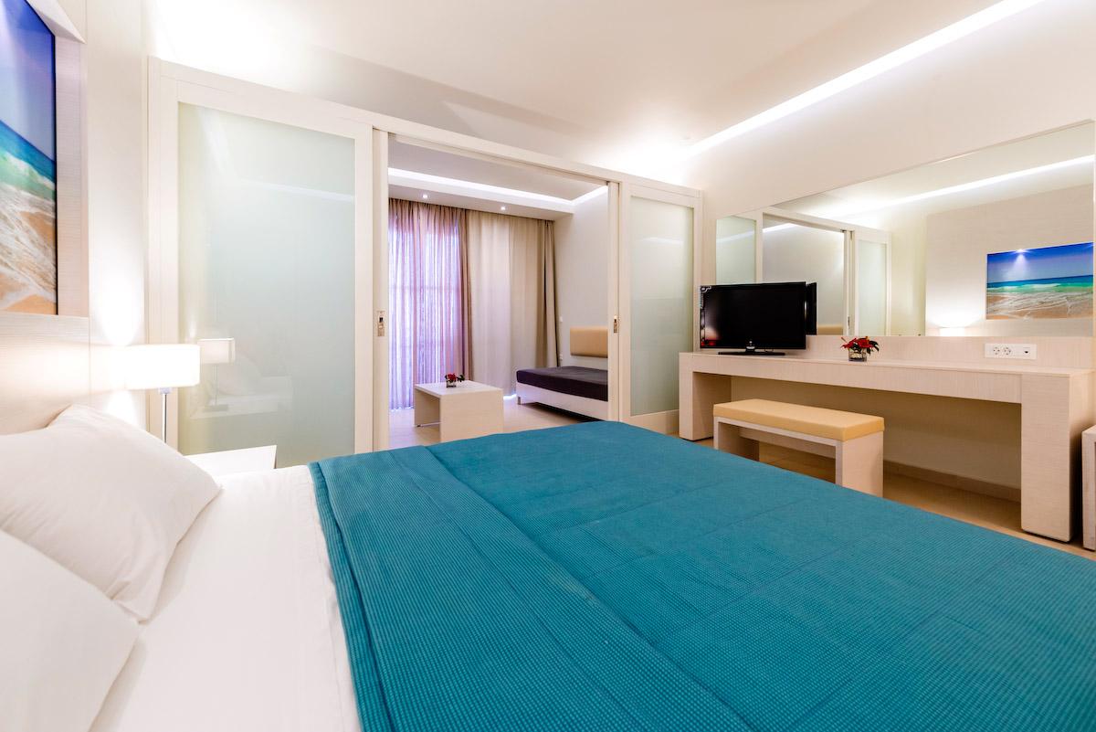 White & 4* Lindos (Rhodes)