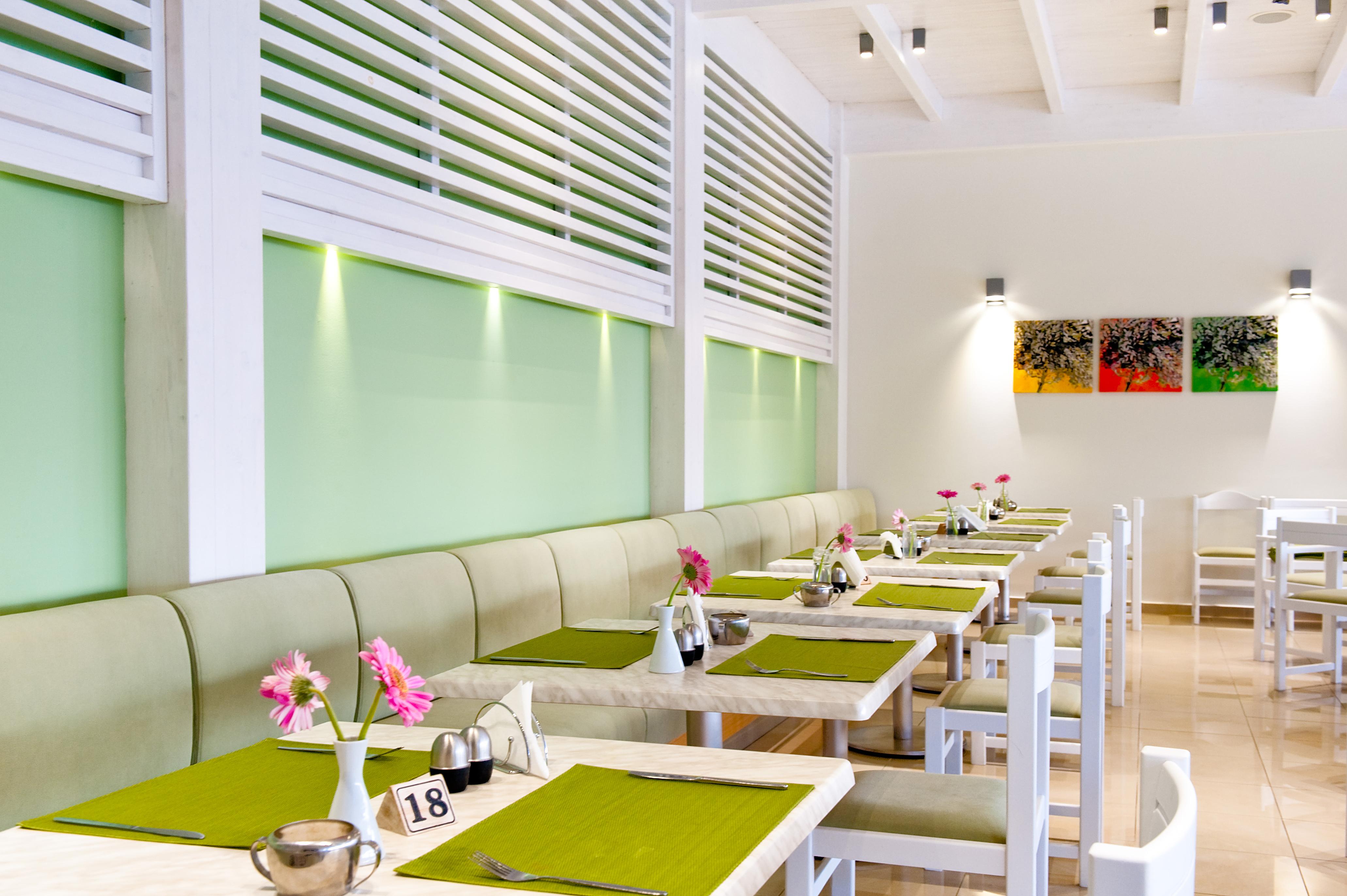 Hotel White & Lindos (Rhodes)