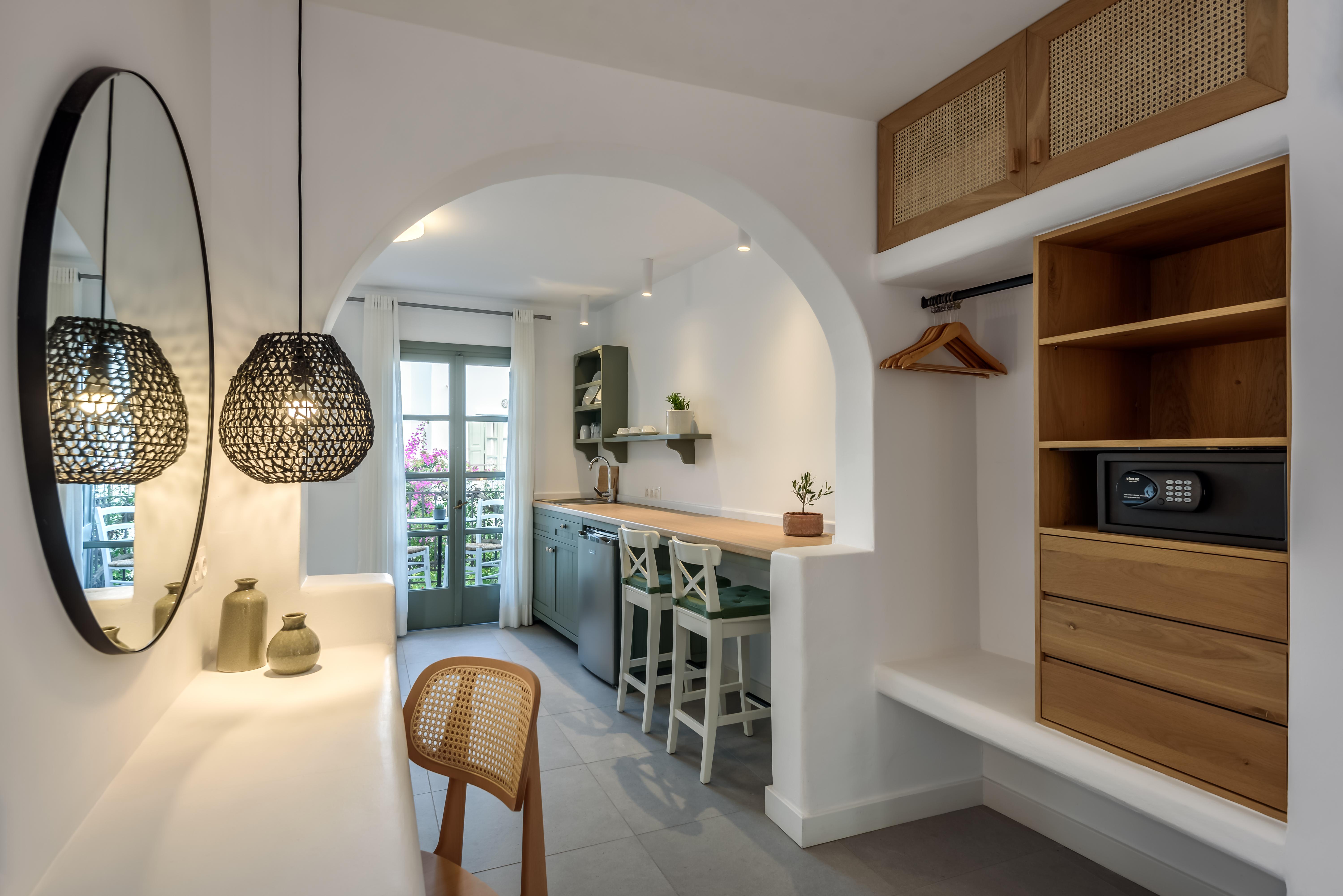 Aparthotel Nissia Kamares 3*
