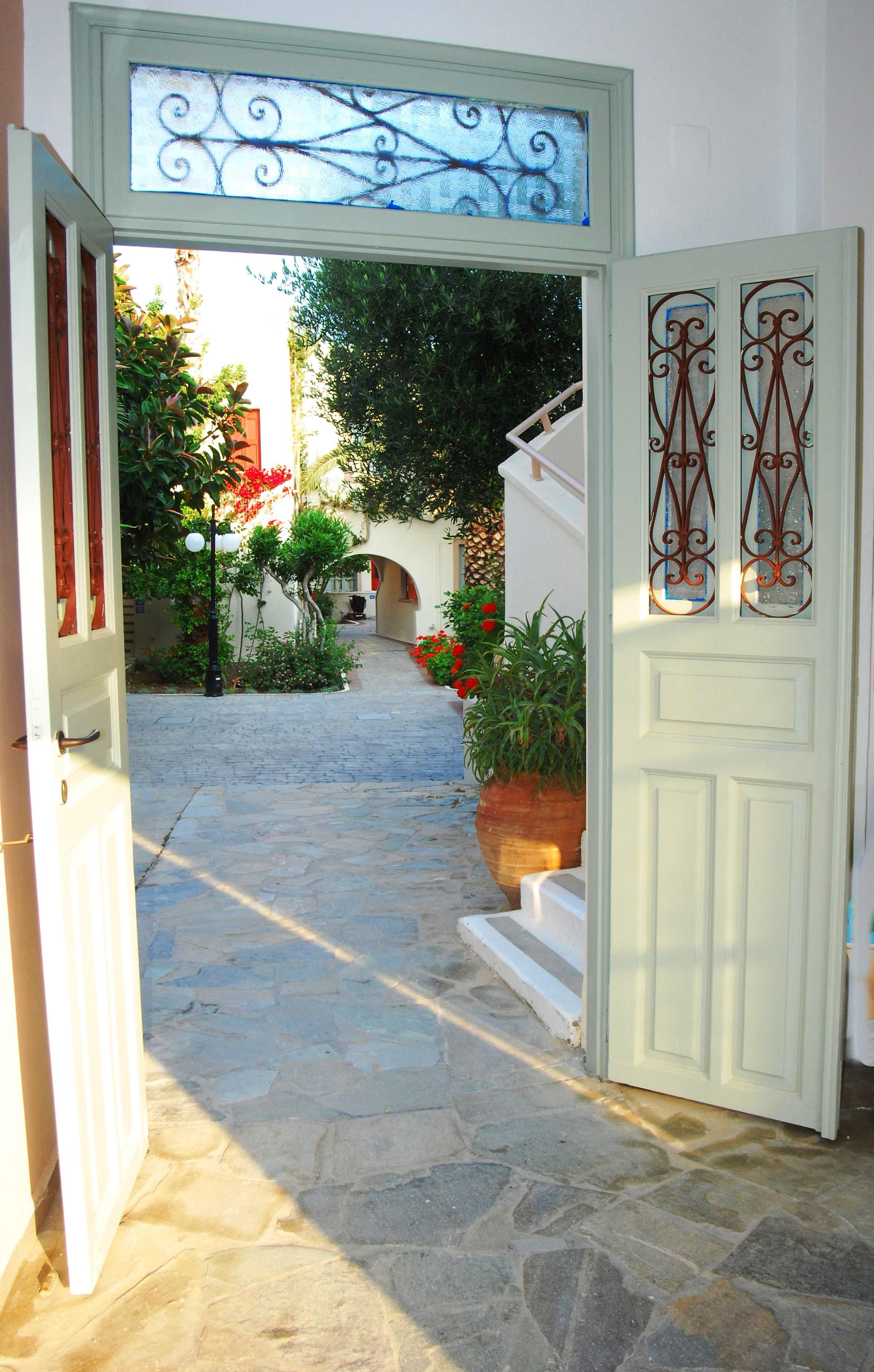 Aparthotel Nissia Kamares