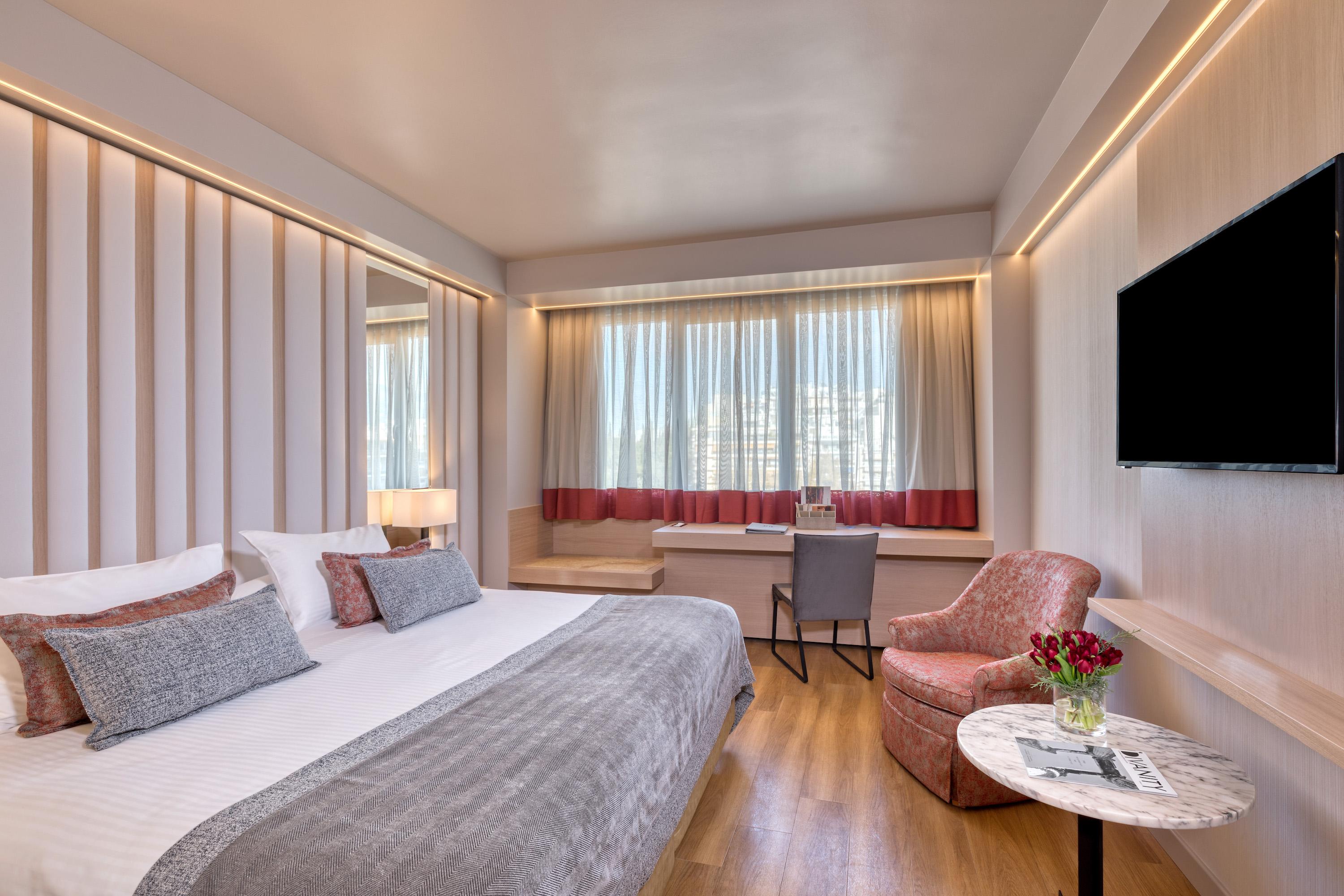 Divani Caravel Hotel 5*
