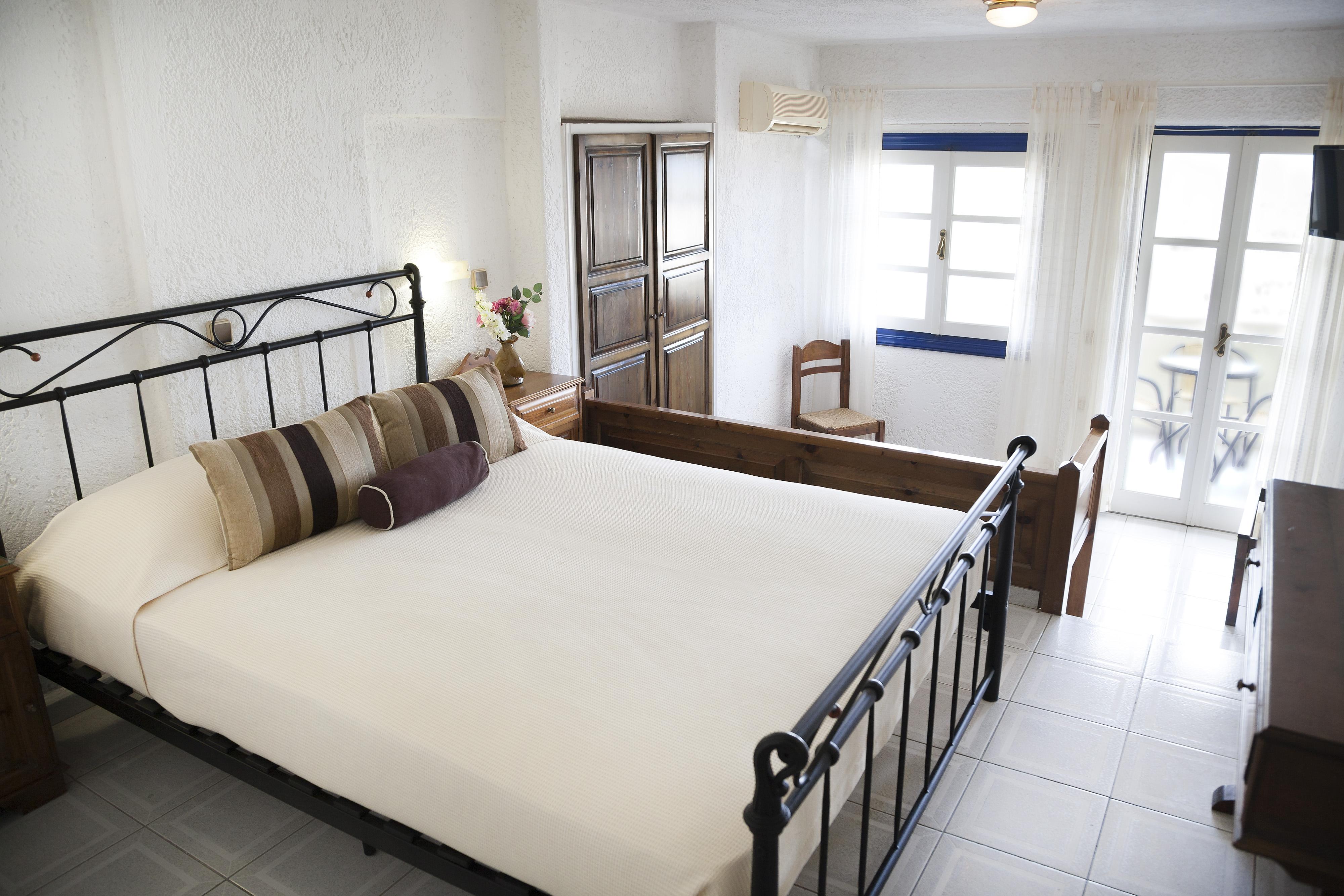 Elpida Village Hotel 4*