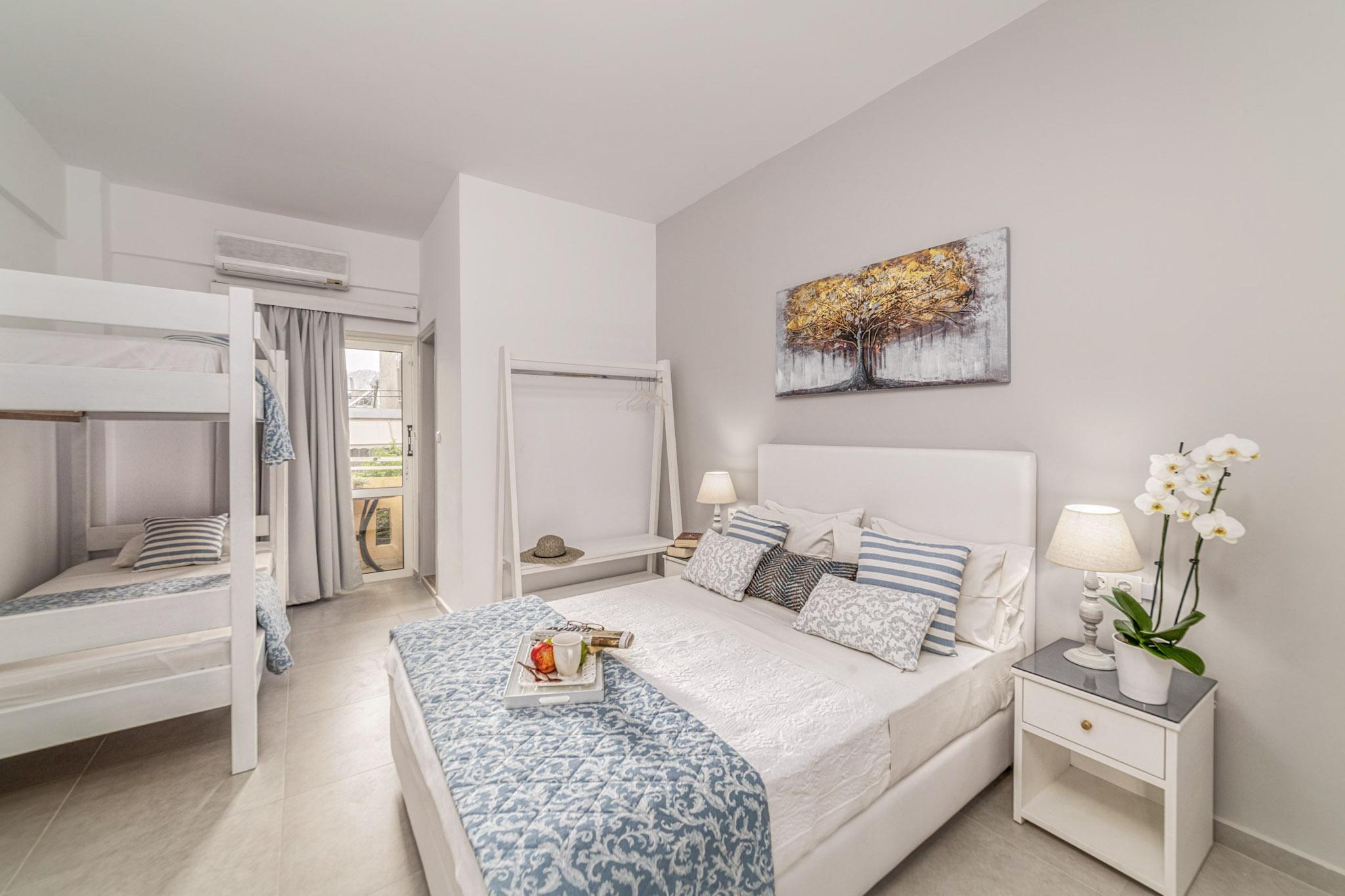 Roxani Hotel 3*