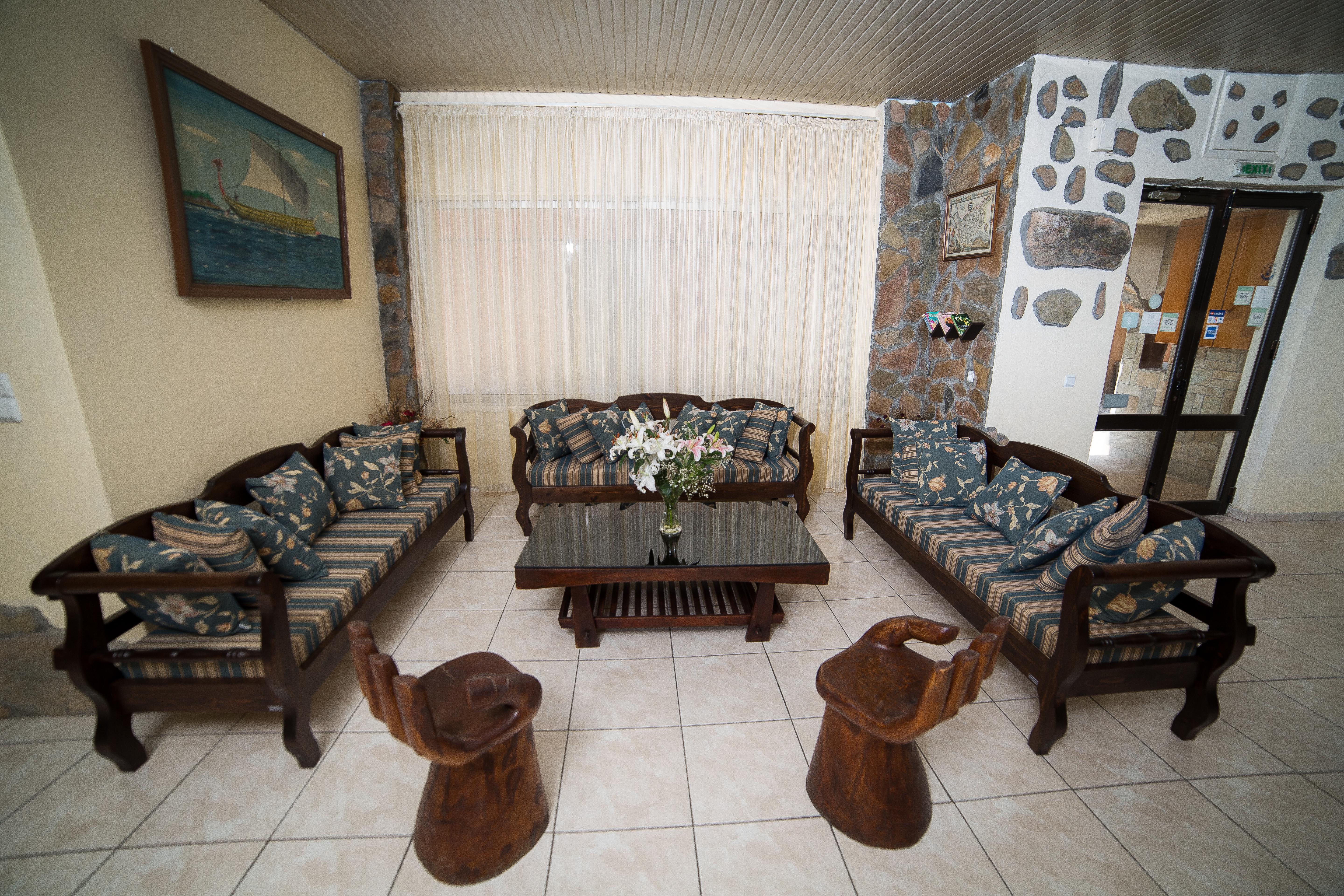 Hotel Roxani 3*