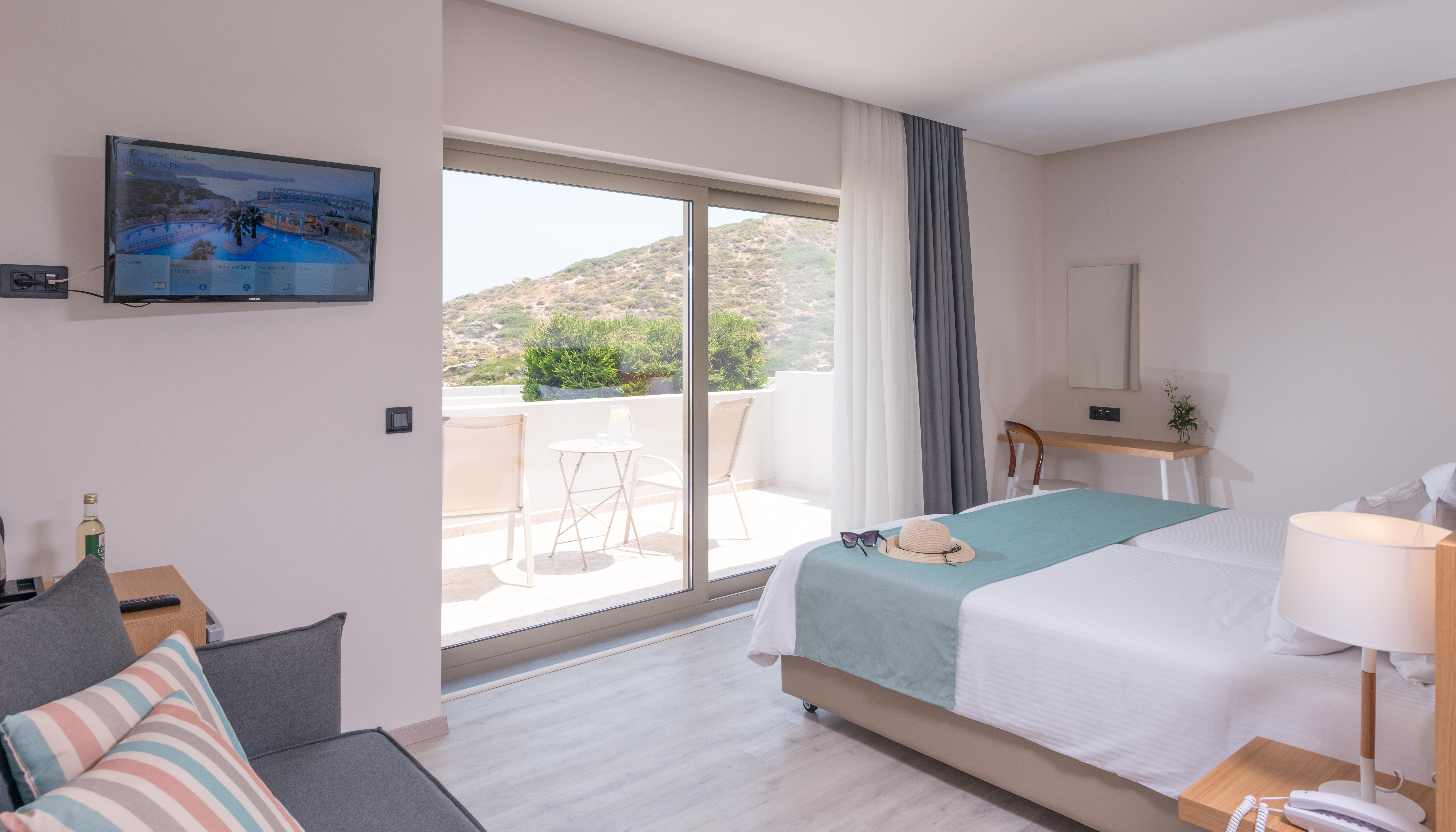 Athina Palace & Agia Pelagia (Crete)