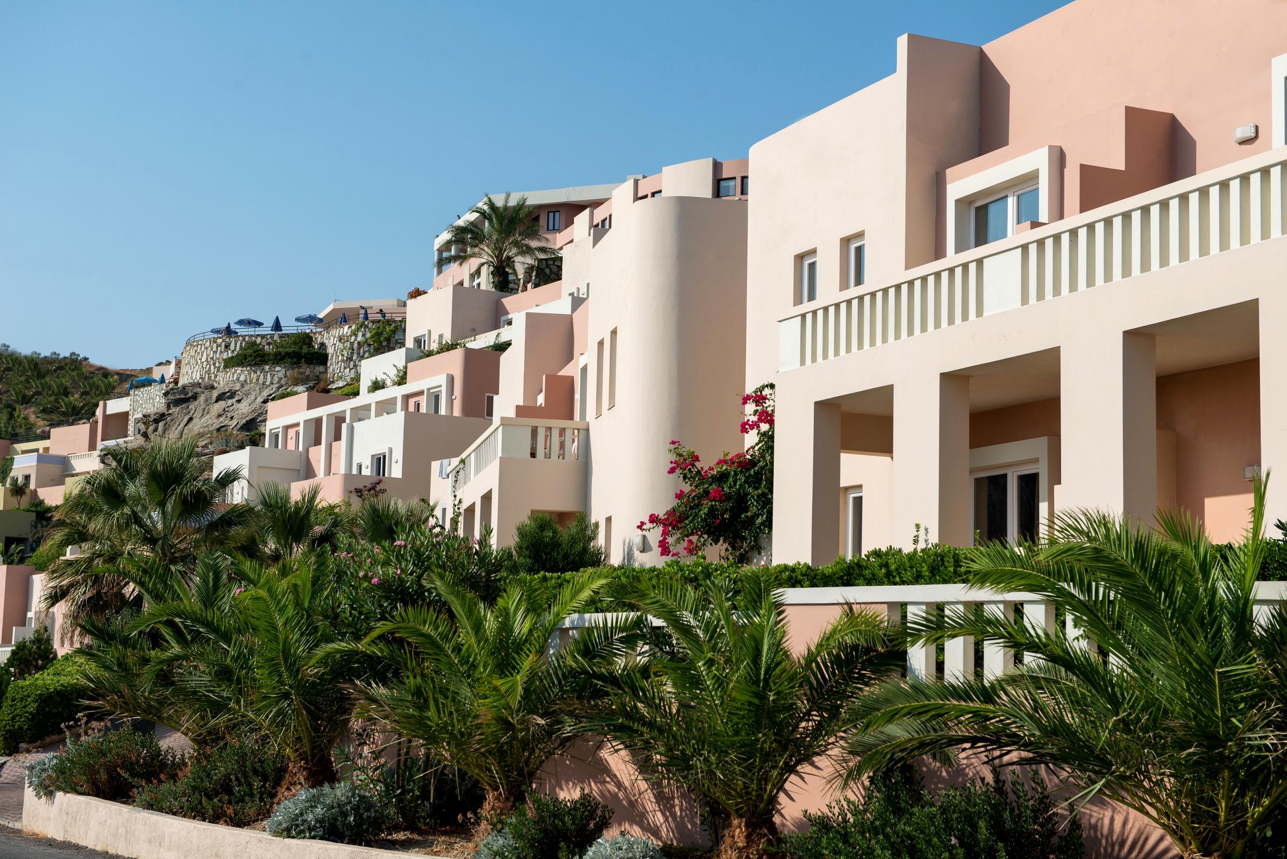 Athina Palace & Resort