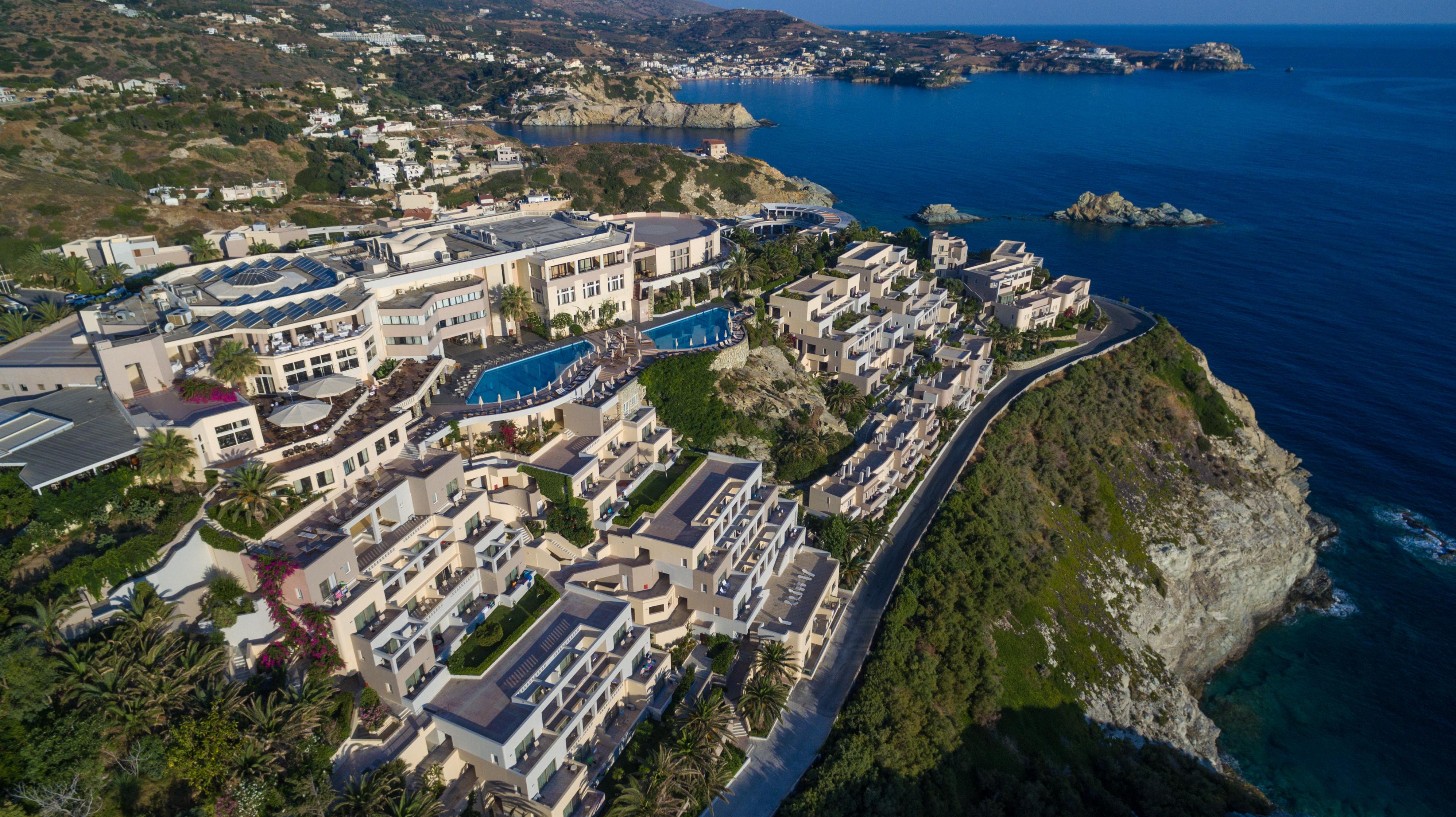 Athina Palace & 5* Agia Pelagia (Crete)